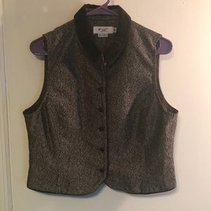 •CLEAR-OUT• 3/18 HC VEST